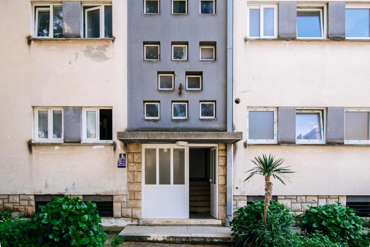 Sunnynest Apartment - 3Br Apt With Free Parking & Wi-Fi, Close To Lapad Bay Beach Ντουμπρόβνικ Εξωτερικό φωτογραφία